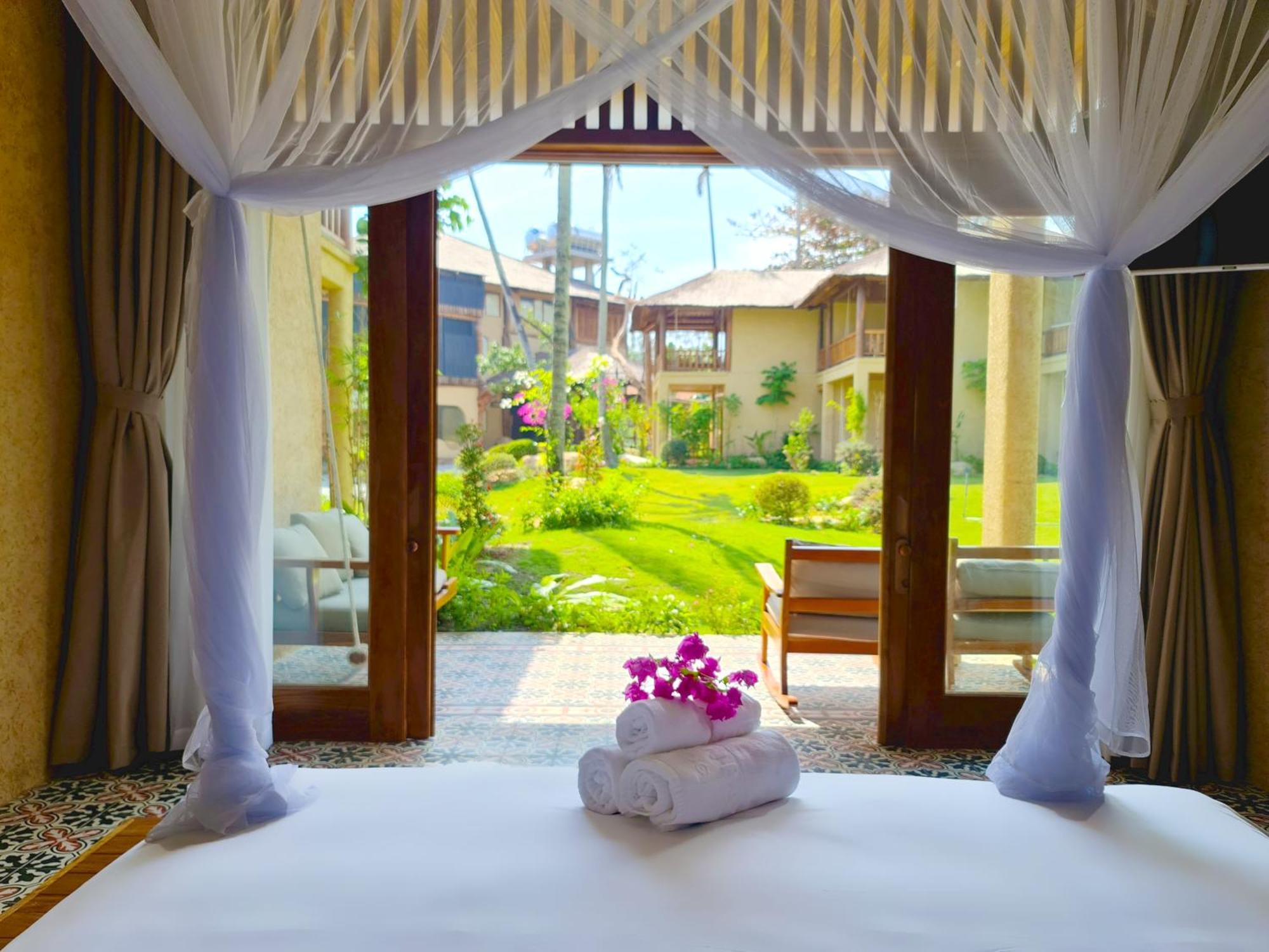 Grand Ocean Bay Resort Phu Quoc Exterior photo